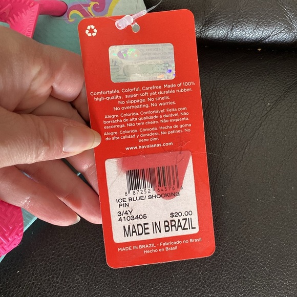 Cute unicorn Havaianas! - Picture 3 of 4